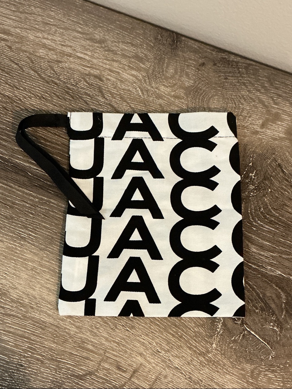 Marc Jacobs Black and White Logo Pouch Dust Bag Dustbag Storage 5.5x6.75 Small
